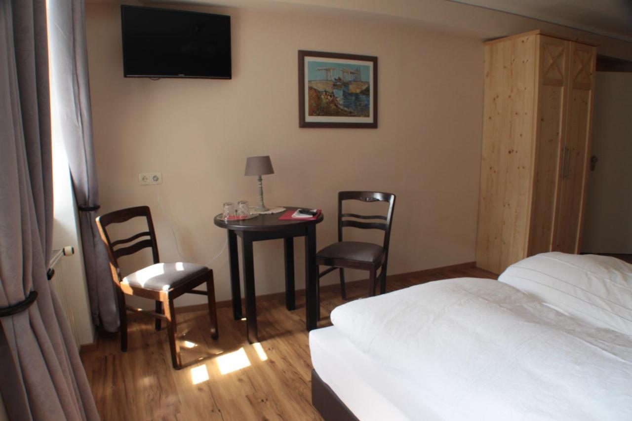 Zum Baren - Einfach Anders Hotell Mainbernheim Exteriör bild