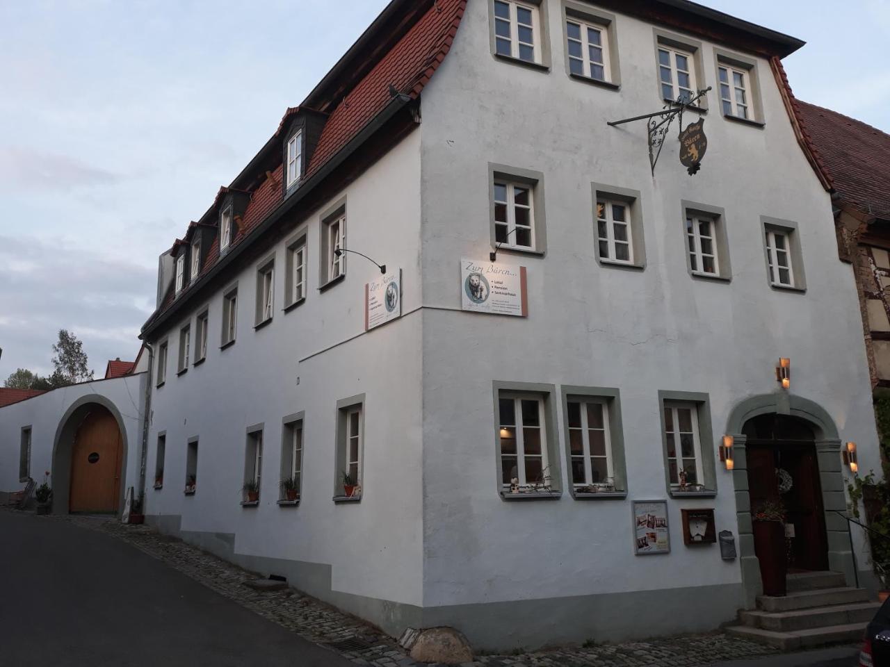 Zum Baren - Einfach Anders Hotell Mainbernheim Exteriör bild
